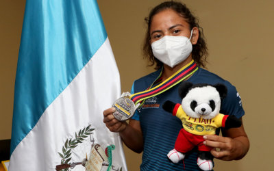 Rubí Rivera, la orgullosa medallista de talla mundial